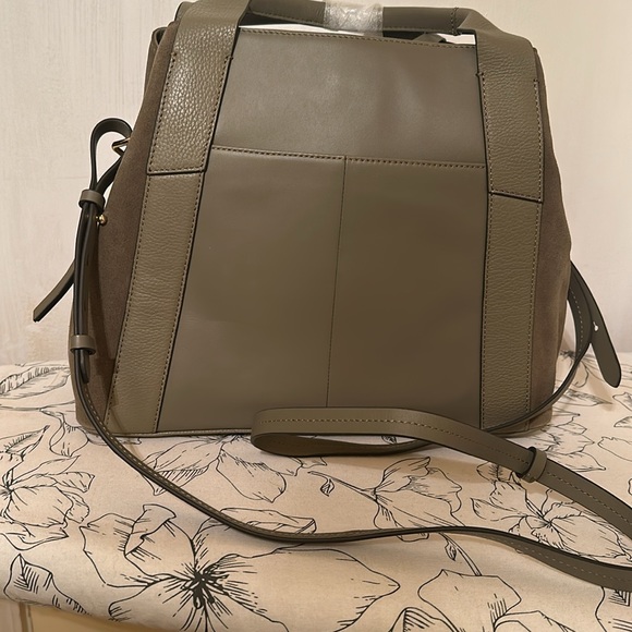 Handbag - Picture 2 of 9